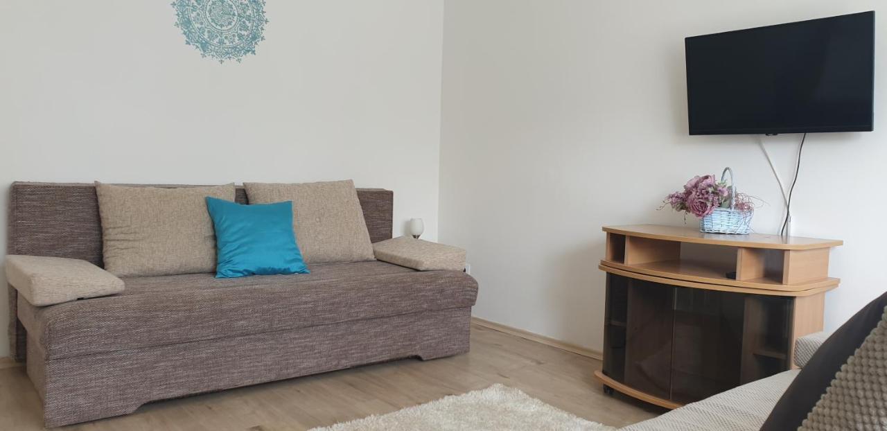 Napfeny Apartmanhaz Balatonberény Εξωτερικό φωτογραφία